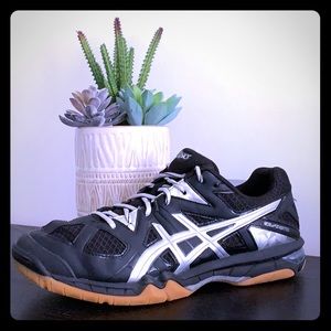 Asics Womens Volleyball shoes!